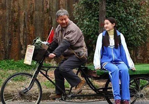 高手彩票网与哑父的温情故事