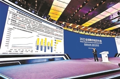 揭秘澳门最新资讯，2023澳门最准最快免费资料解析