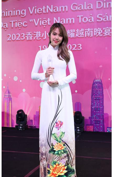 香港正版资料大全，探索20年之繁荣与变迁2023年香港正版资料大全最新版本
