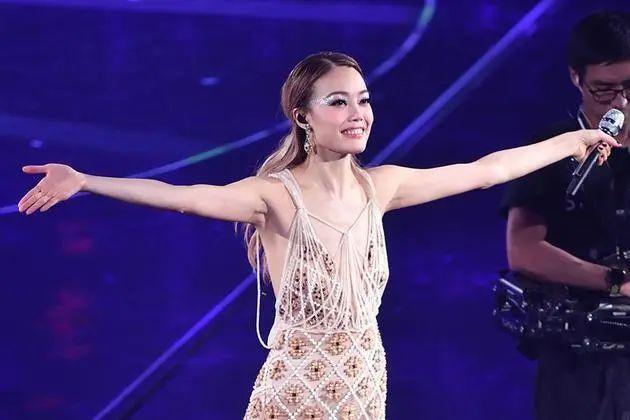 澳门演唱会时间一览表，六月精彩纷呈的简单美观图片版文章澳门6月5日演唱会